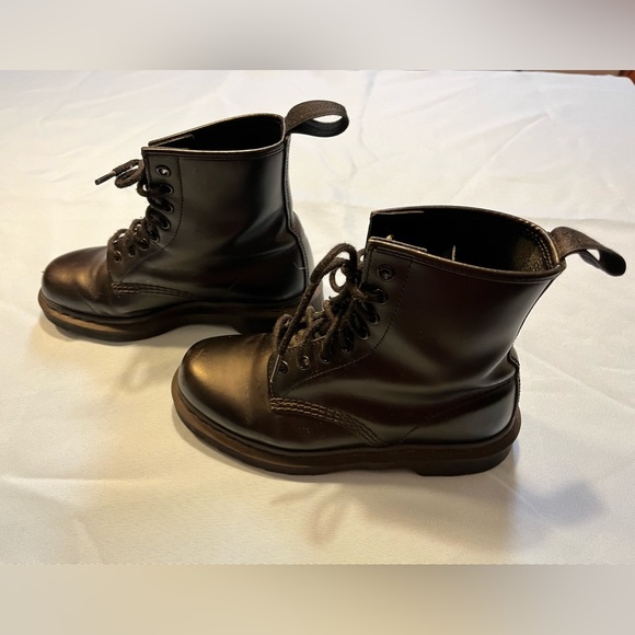 Dr.Martens 1460 MONO SMOOTH LEATHER LACE UP BOOTS size 7 - Picture 8 of 9